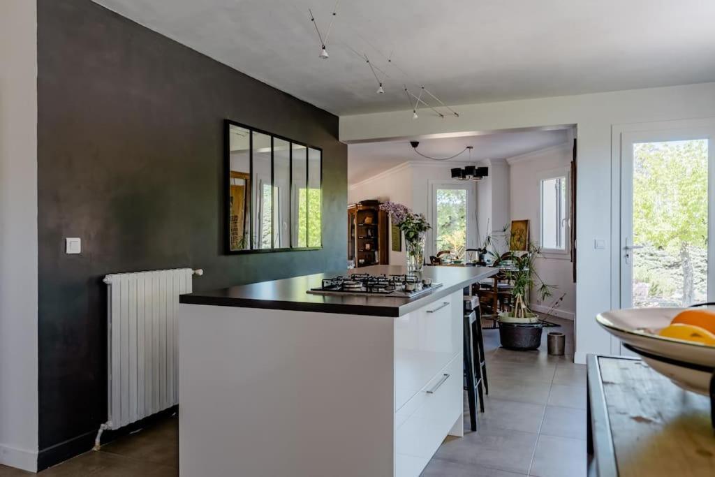 Sejour En Provence Maison Avec Vue Sur La Sainte Victoire Et Piscine Pres D'Aix En Provence Экс-ан-Прованс Экстерьер фото